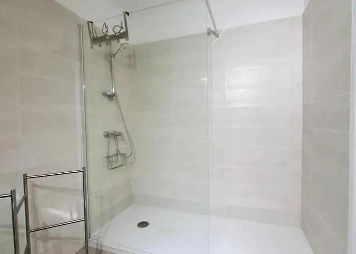 A 6mn A Pied De La Parking Prive アパート アンダイエ